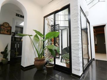 VENTA DE PH CINCO AMBIENTES EN VILLA CRESPO