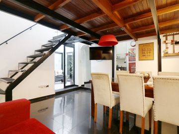 VENTA DE PH CINCO AMBIENTES EN VILLA CRESPO