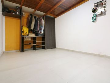VENTA DE PH CINCO AMBIENTES EN VILLA CRESPO