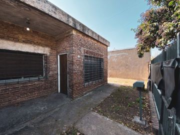 CASA 3 AMBIENTES VENTA HURLINGHAM GRAN PARQUE