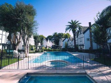 TRIPLEX EN VENTA EN ADROGUE