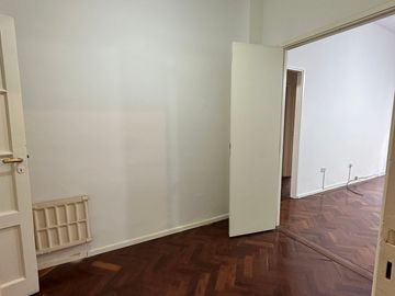 VENTA Dpto 3 Ambientes + Escritorio
