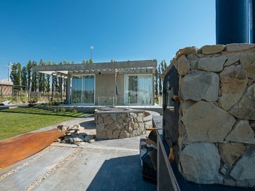 Casa en Venta en B° Privado Entre Vides, Tupungato
