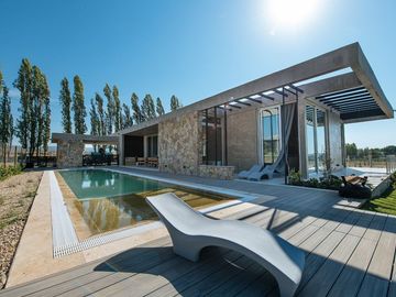 Casa en Venta en B° Privado Entre Vides, Tupungato
