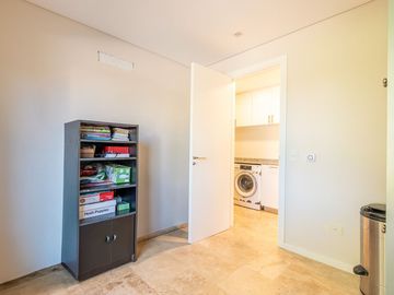 Venta Casa 6 ambientes con Pileta en Ayres Plaza
