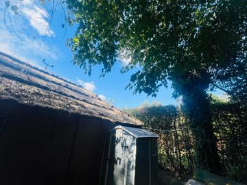 Venta Casa Del Viso con piscina jardín frutales.