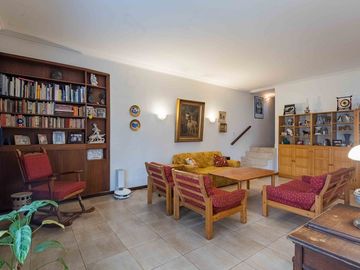 VENTA Casa en San Isidro con jardín y pileta
