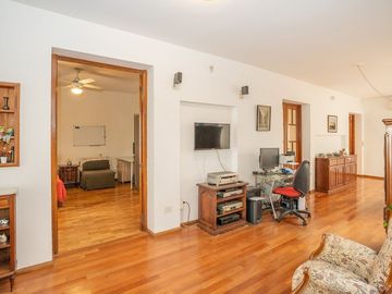 VENTA PH TIPO CASA JARDIN PILETA COCHERA EXCELENTE