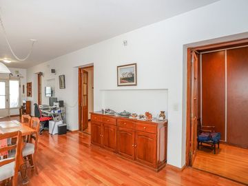 VENTA PH TIPO CASA JARDIN PILETA COCHERA EXCELENTE