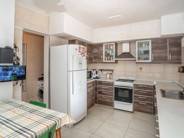 VENTA PH TIPO CASA JARDIN PILETA COCHERA EXCELENTE