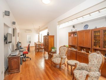 VENTA PH TIPO CASA JARDIN PILETA COCHERA EXCELENTE