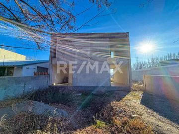 VENTA CASA 3 DORMITORIOS CALLE AMERICA - NEUQUÉN
