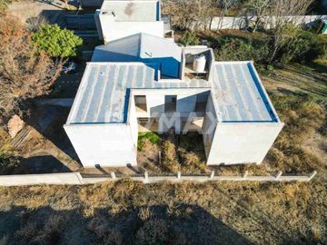VENTA CASA 3 DORMITORIOS CALLE AMERICA - NEUQUÉN