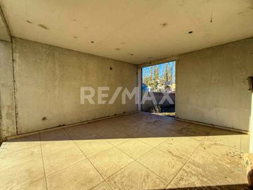 VENTA CASA 3 DORMITORIOS CALLE AMERICA - NEUQUÉN