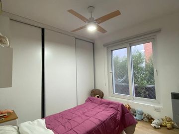 VENTA CASA 5 AMBIENTES, EN AREA 60.