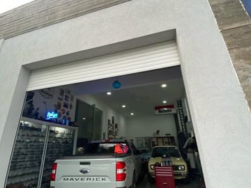 VENTA CASA 5 AMBIENTES, EN AREA 60.