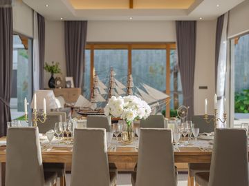 stunning luxury 4 bedrooms villa for sale