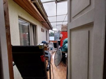 CASA DE 1 PISO 4D 1B EXCELENTE UBICACION