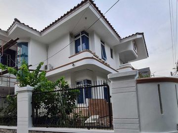 Jual rumah dalam perumahan taman duren sawit Jakarta Timur