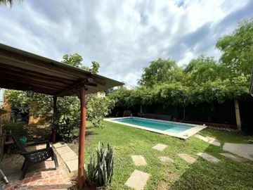 Casa en Funes