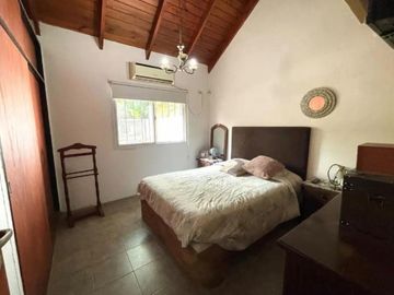 Casa en Funes
