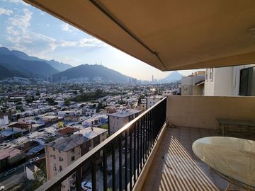 DEPARTAMENTO EN RENTA O VENTA 197.4 M² EN LAS BRISAS $30,000 XMES $4,600,000 MXN