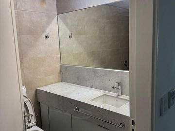 Departamento de 4 ambientes + dependencia con balcon aterrazado en