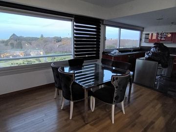 Departamento de 4 ambientes + dependencia con balcon aterrazado en