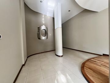Venta Departamento 3 dormitorios en zona río