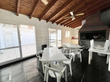 Venta Departamento 3 dormitorios en zona río