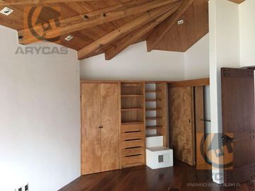 Bonita casa en venta en Club de Golf Vallescondido