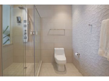 VENTA DE APARTAMENTO AMBLADO EN PLAYA ESCONDIDA