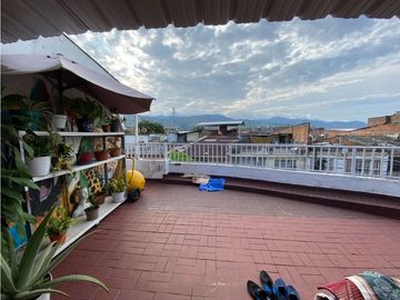 CASA EN VENTA POPULAR CALI NORTE ESQUINERA 3 PISOS INDEPENDIENTES