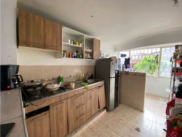 CASA EN VENTA POPULAR CALI NORTE ESQUINERA 3 PISOS INDEPENDIENTES