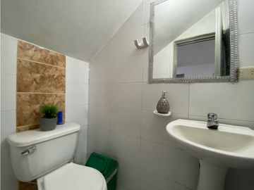 CASA EN VENTA POPULAR CALI NORTE ESQUINERA 3 PISOS INDEPENDIENTES