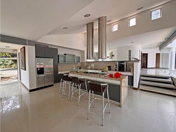 CASA CAMPESTRE EN VENTA, MEDIO DAPA, NORTE, CALI, YUMBO
