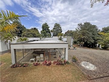 CASA CAMPESTRE EN VENTA, MEDIO DAPA, NORTE, CALI, YUMBO