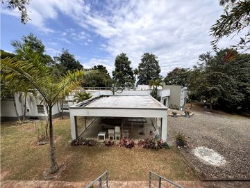 CASA CAMPESTRE EN VENTA, MEDIO DAPA, NORTE, CALI, YUMBO