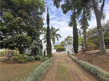 CASA CAMPESTRE EN VENTA, MEDIO DAPA, NORTE, CALI, YUMBO