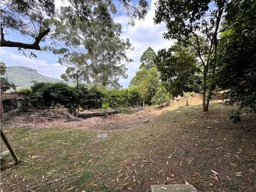 CASA CAMPESTRE EN VENTA, MEDIO DAPA, NORTE, CALI, YUMBO