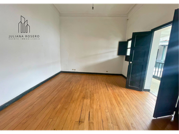 VENDO / ARRIENDO CASA COLONIAL EN EL CENTRO HISTORICO
