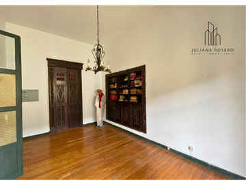 VENDO / ARRIENDO CASA COLONIAL EN EL CENTRO HISTORICO
