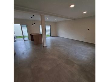 DUPLEX A ESTRENAR ZONA JAURETCHE Y BROWN