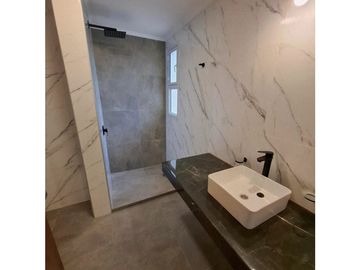 DUPLEX A ESTRENAR ZONA JAURETCHE Y BROWN