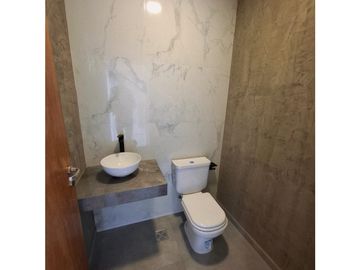 DUPLEX A ESTRENAR ZONA JAURETCHE Y BROWN