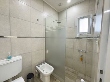 EN VENTA CASA 2 DORM. SEMI NUEVA VILLA ITALIA