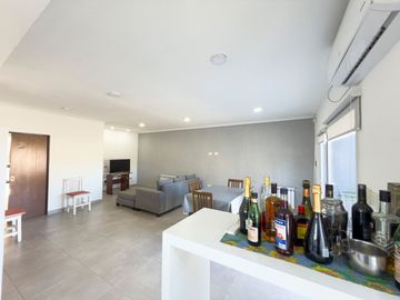 EN VENTA CASA 2 DORM. SEMI NUEVA VILLA ITALIA