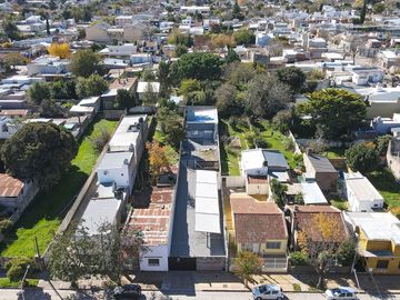 EN VENTA CASA 2 DORM. SEMI NUEVA VILLA ITALIA