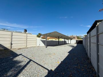 EN VENTA CASA 2 DORM. SEMI NUEVA VILLA ITALIA