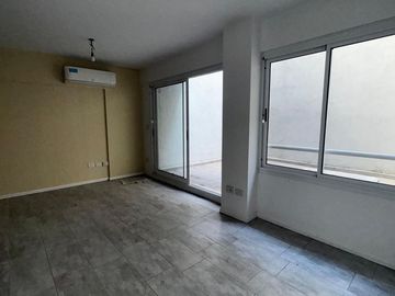 VENTA DEPARTAMENTO 1 AMBIENTE SAN CRISTOBAL PATIO